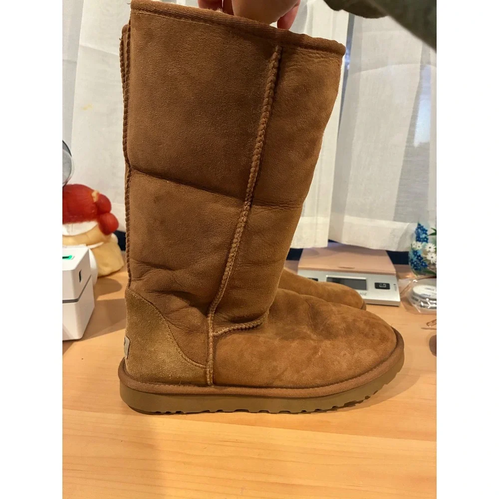 UGG Australia Classic Tall Boots Chestnut Brown Suede Sheepskin Womens 8